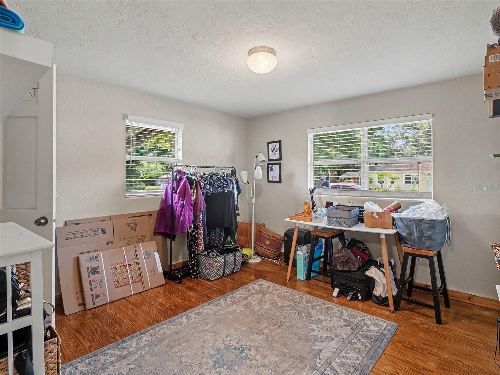 3035 HILLVIEW ST — photo 12
