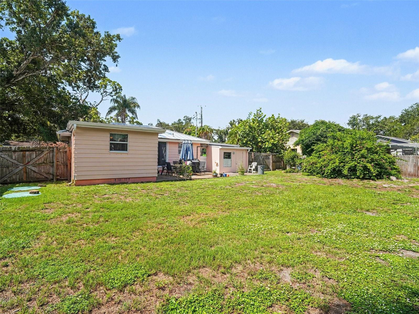 3035 HILLVIEW ST — photo 19