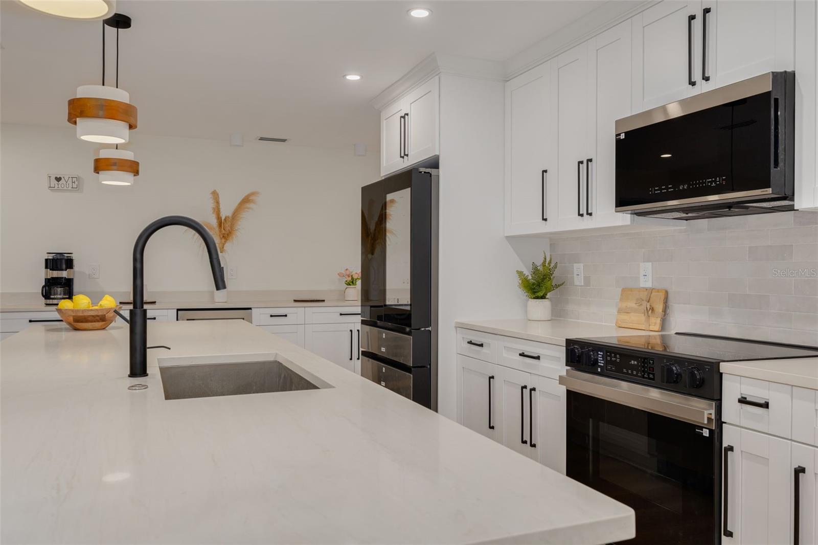 2065 ENVOY CT — photo 8