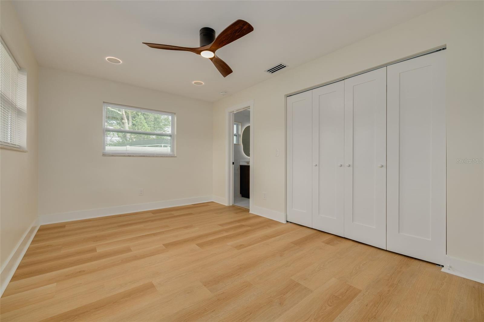 2065 ENVOY CT — photo 33