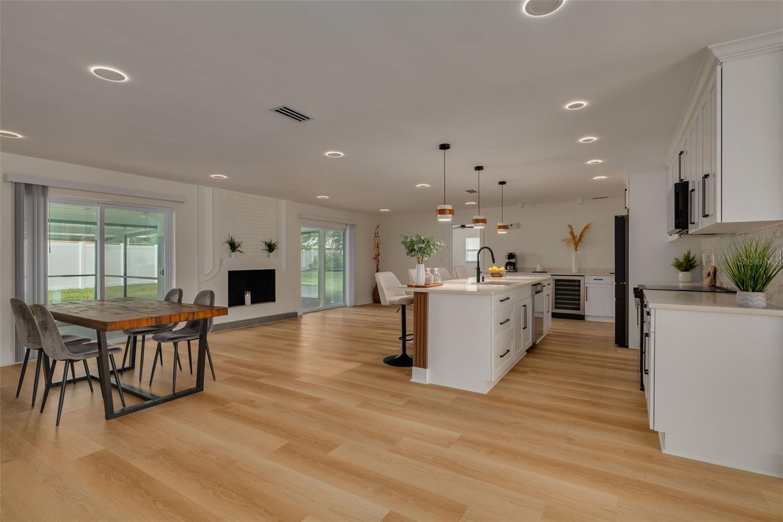 2065 ENVOY CT — photo 10