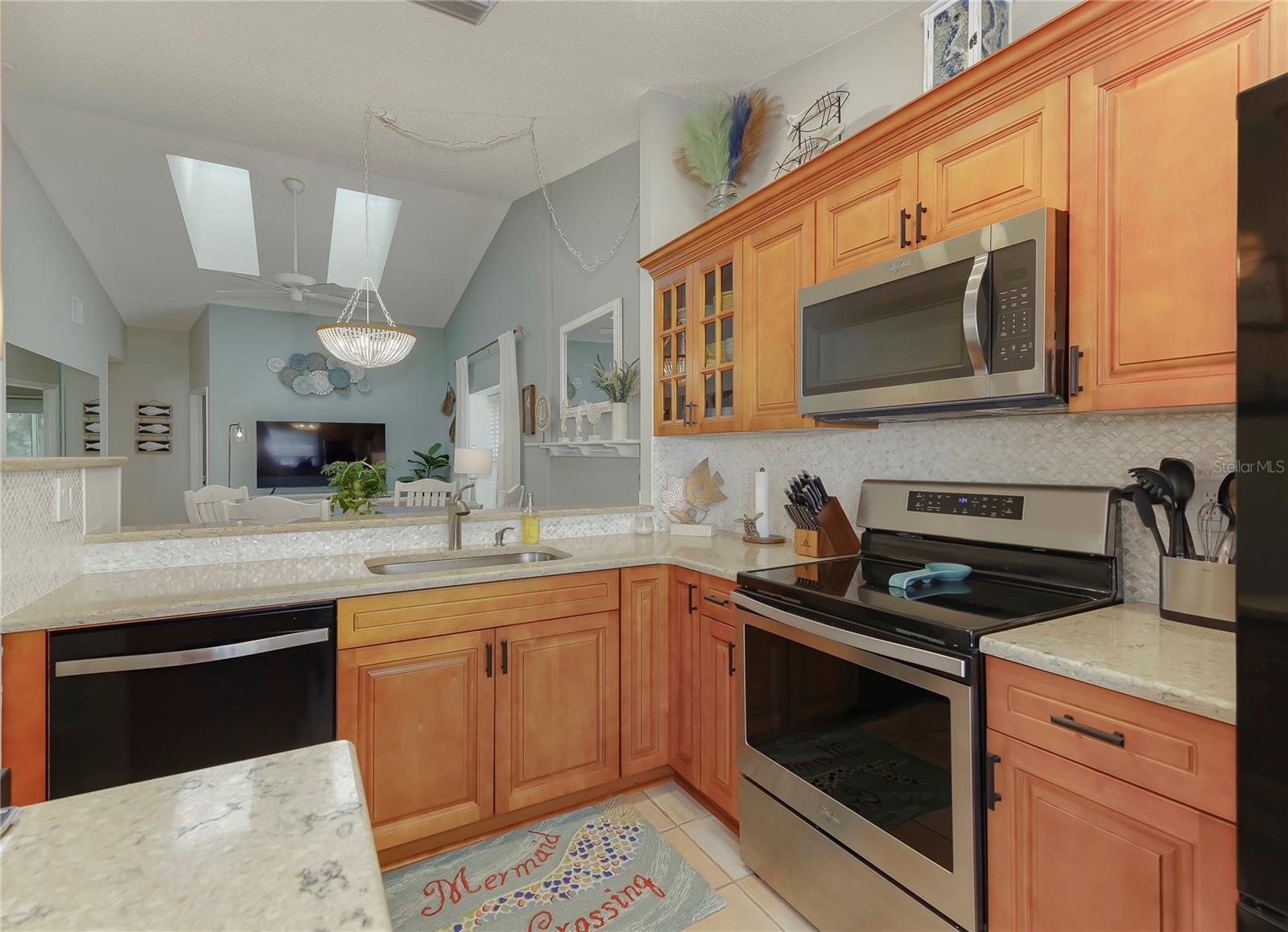 12223 SUN VISTA CT E — photo 8