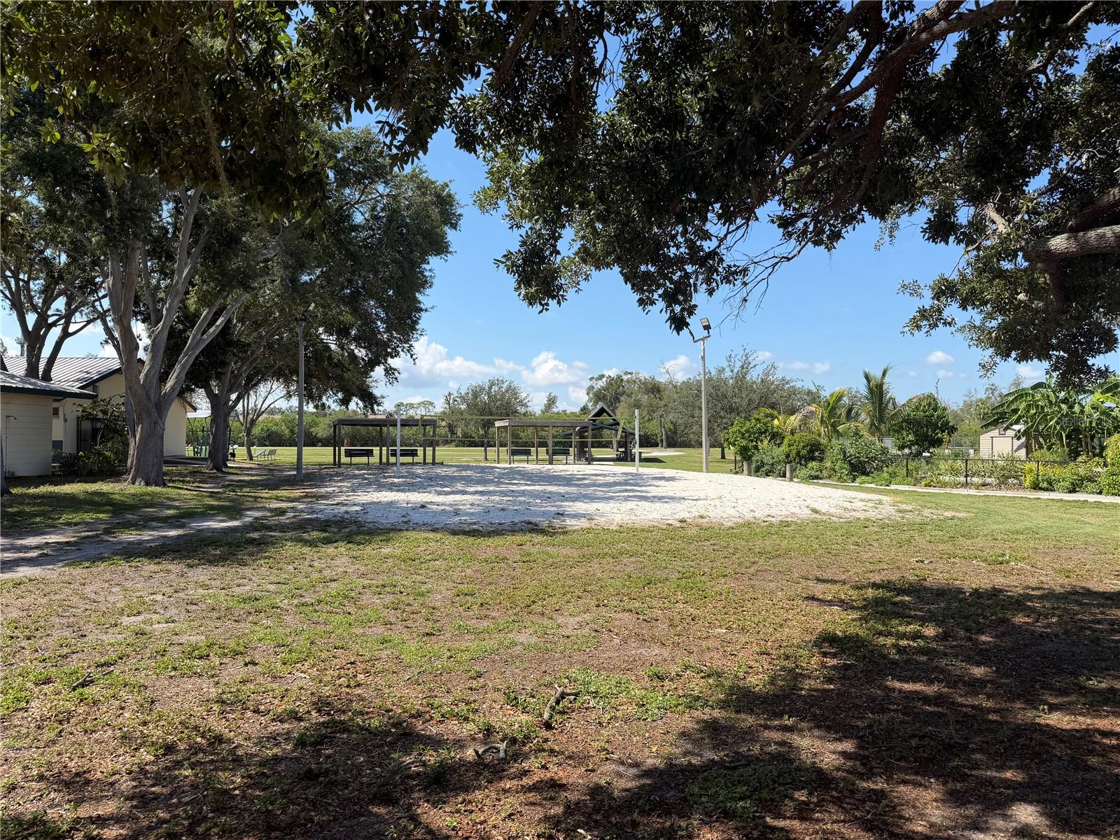 744 FLAMINGO DR — photo 42