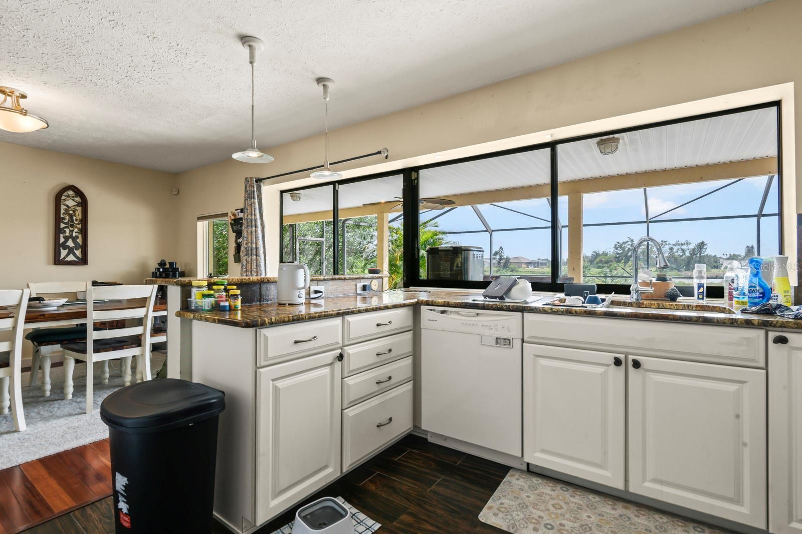 744 FLAMINGO DR — photo 12