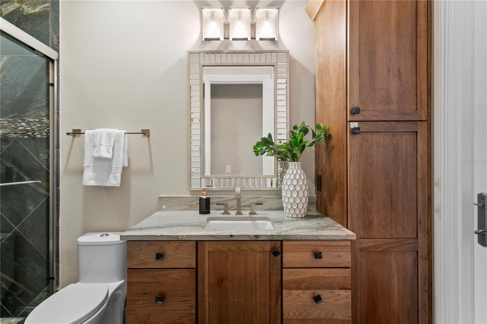 5016 W EVELYN DR — photo 30