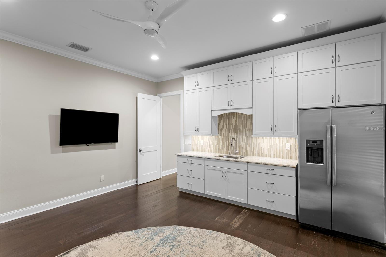5016 W EVELYN DR — photo 44