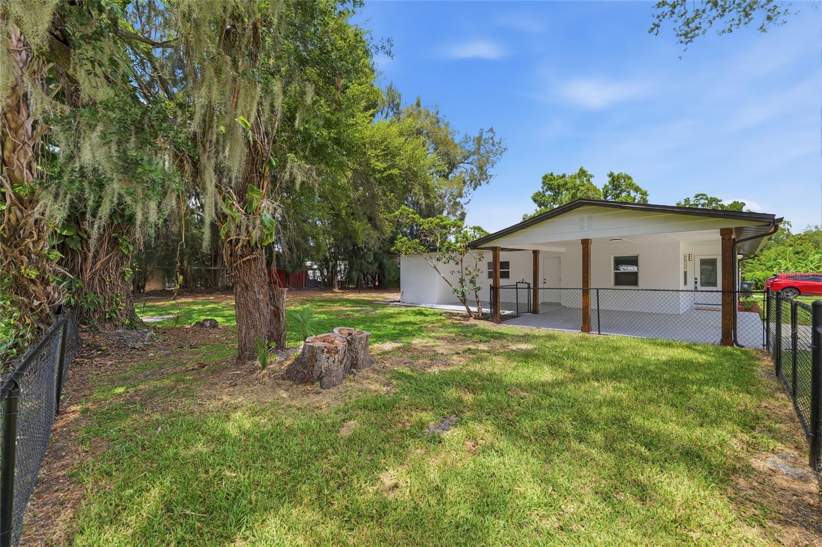 505 PAPAYA DR — photo 28