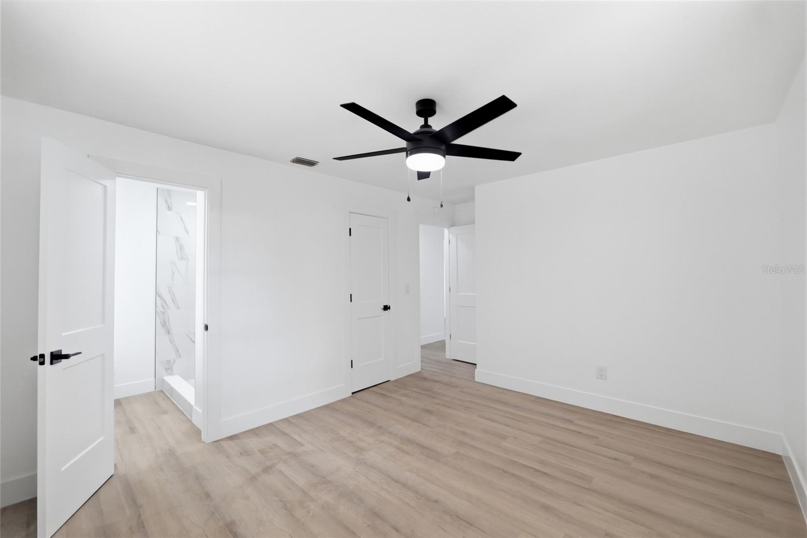 505 PAPAYA DR — photo 14