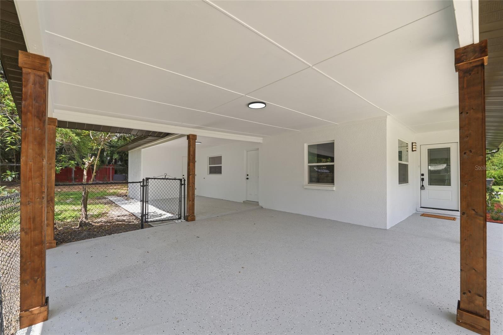 505 PAPAYA DR — photo 4