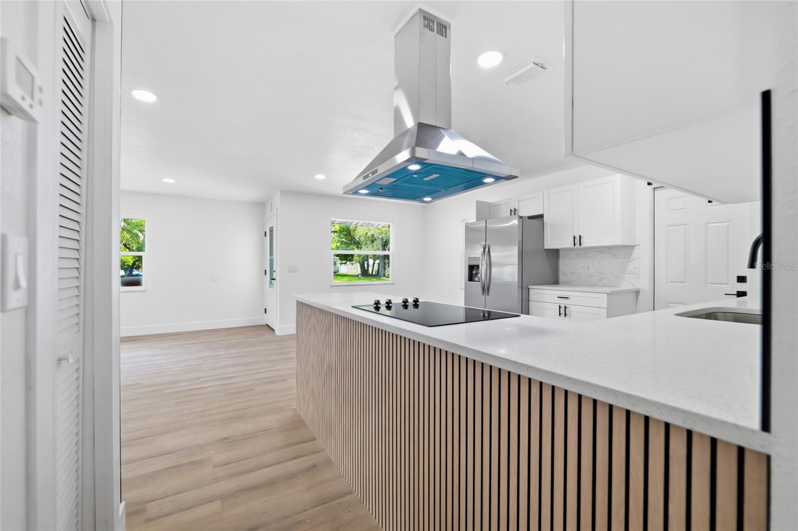 505 PAPAYA DR — photo 11
