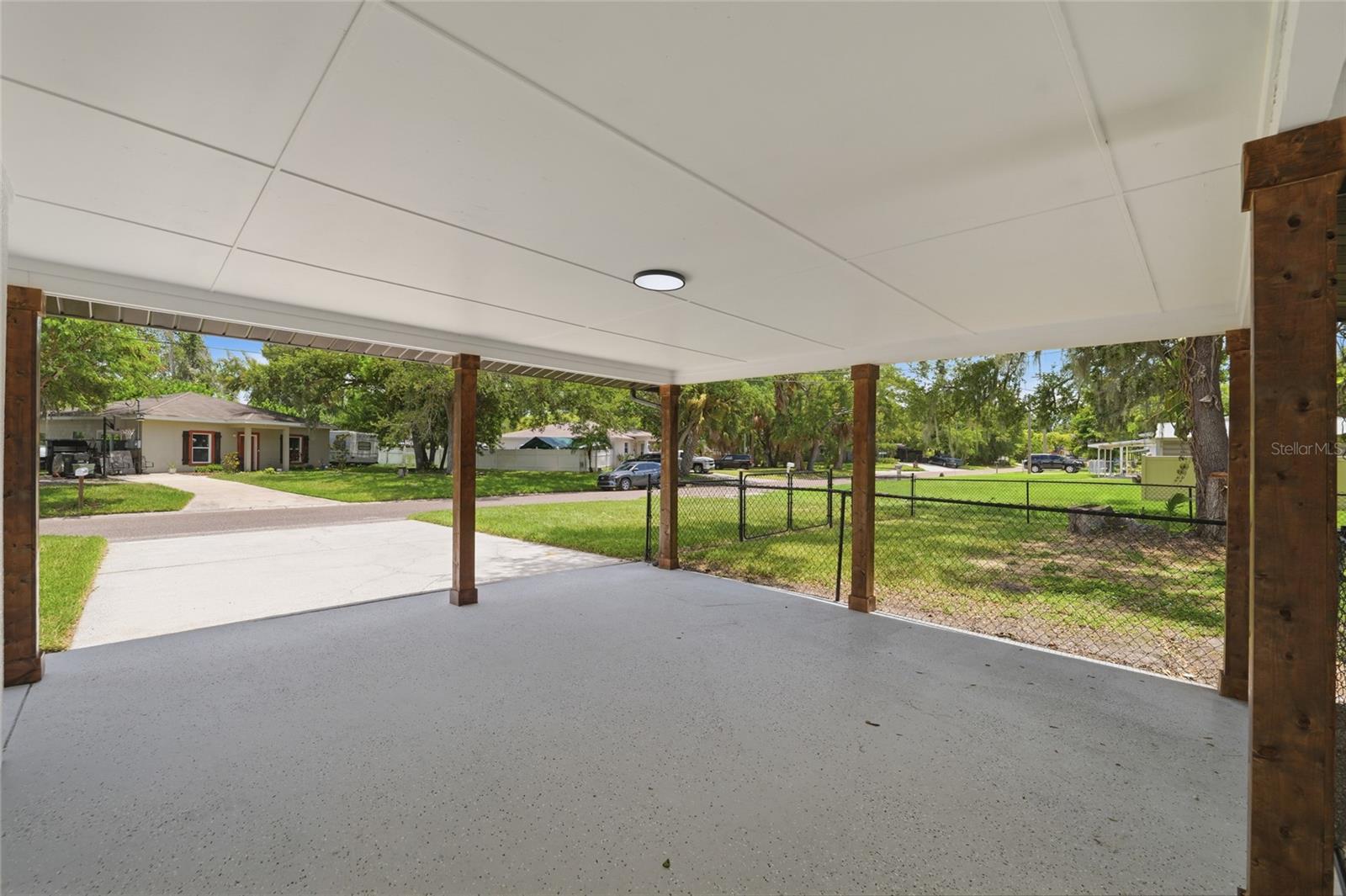 505 PAPAYA DR — photo 5
