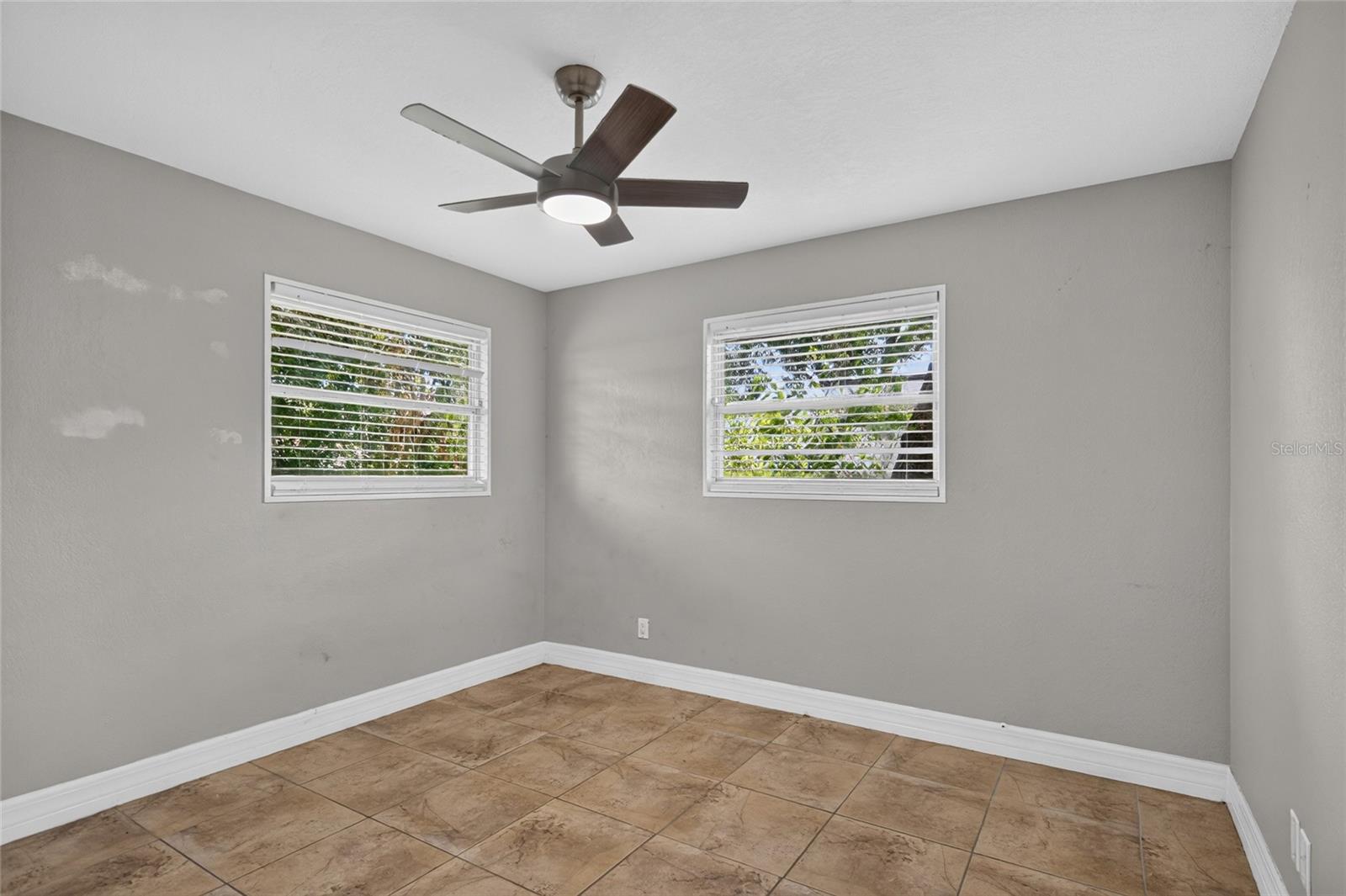 3615 W ROGERS AVE — photo 20