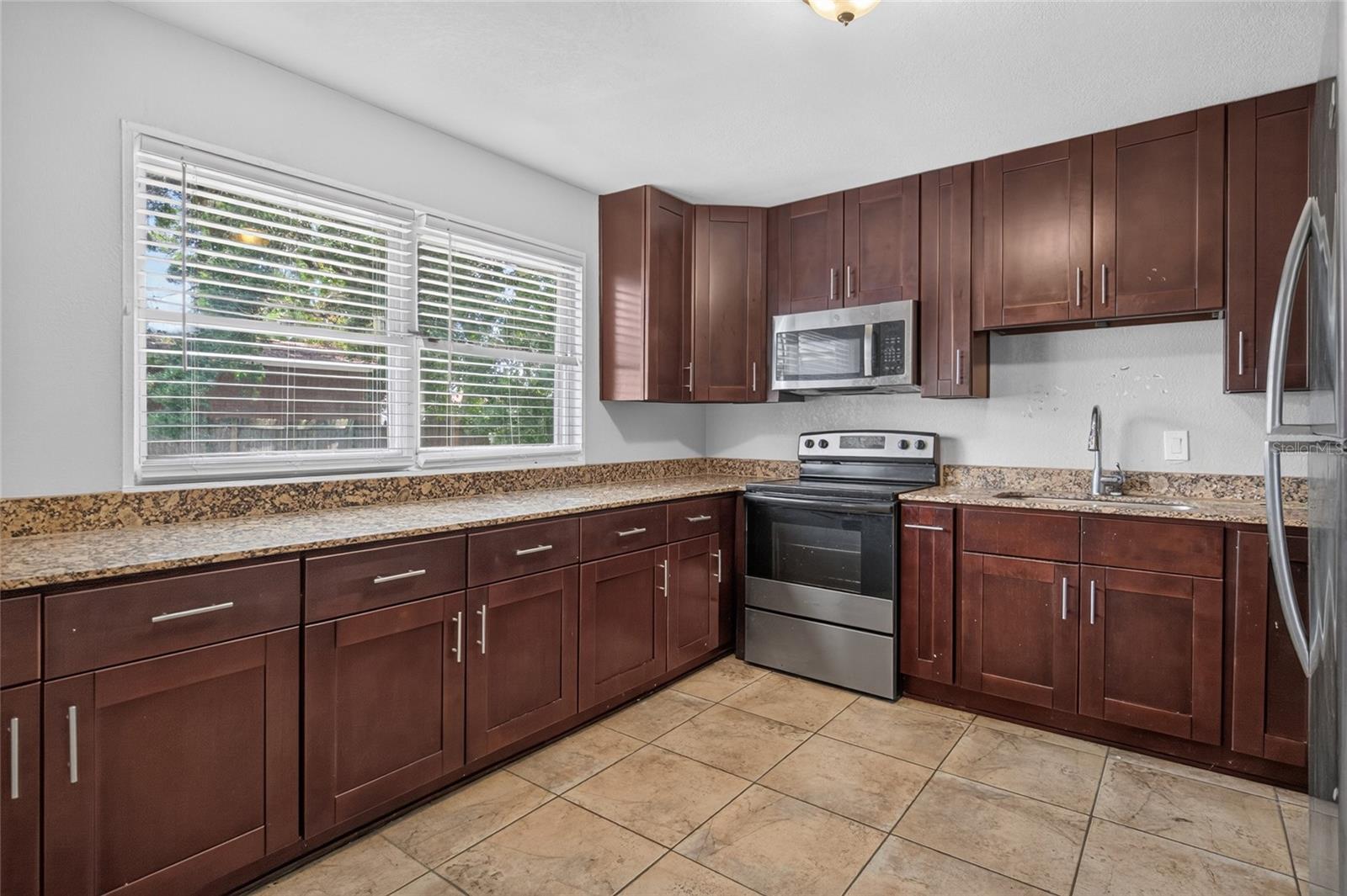 3615 W ROGERS AVE — photo 11