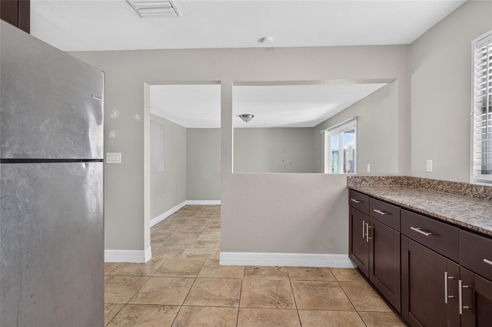 3615 W ROGERS AVE — photo 12