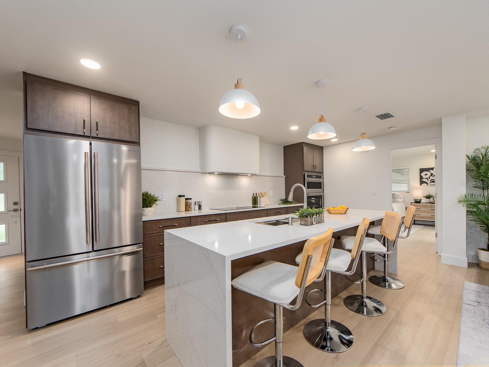 1967 CASTILLE DR — photo 10