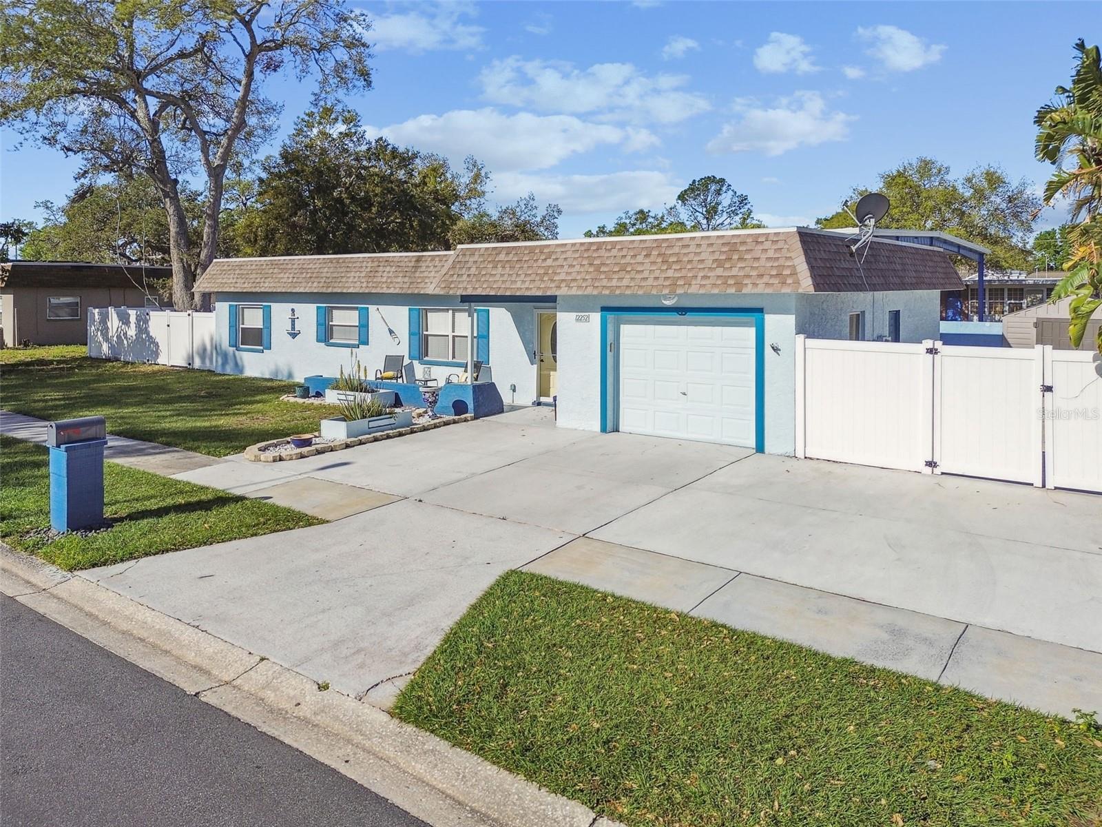 12252 ELDON DR — photo 3