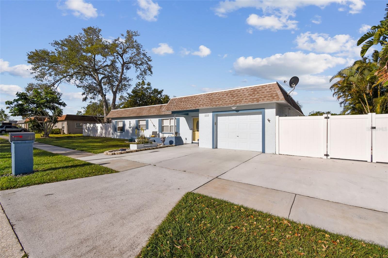 12252 ELDON DR — photo 10