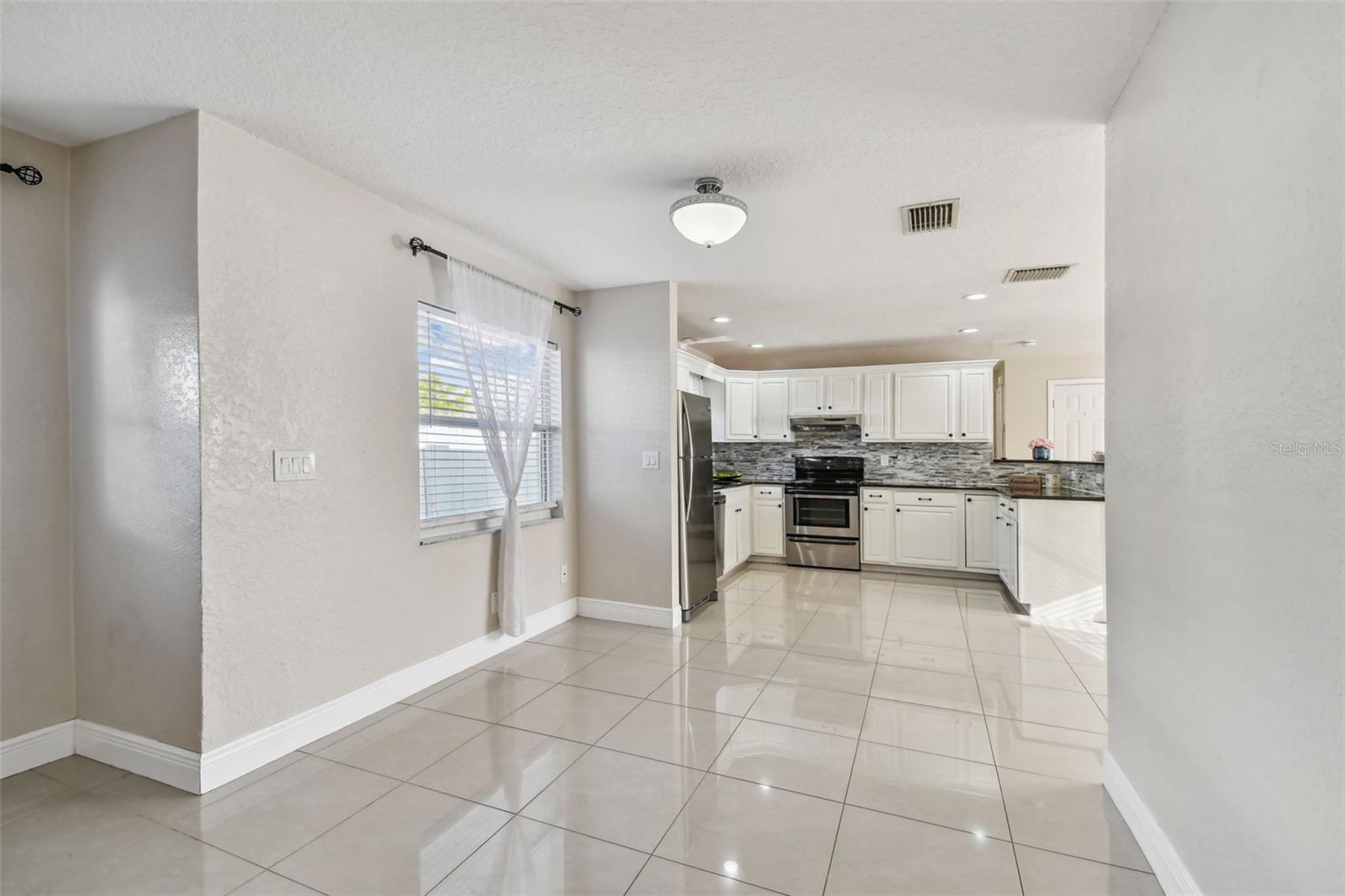 12252 ELDON DR — photo 36