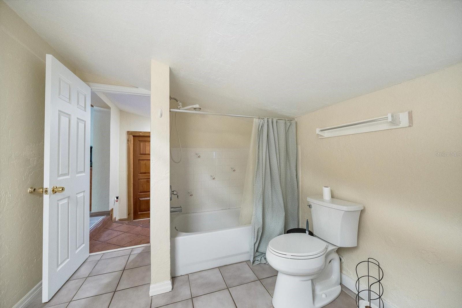 4102 ROYAL PALM AVE — photo 22