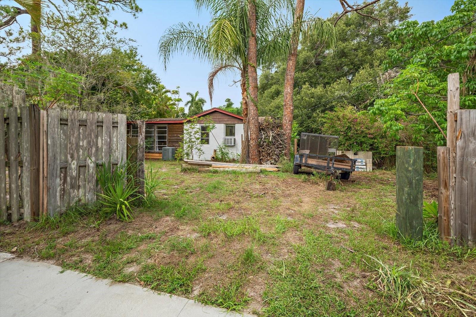 4102 ROYAL PALM AVE — photo 33
