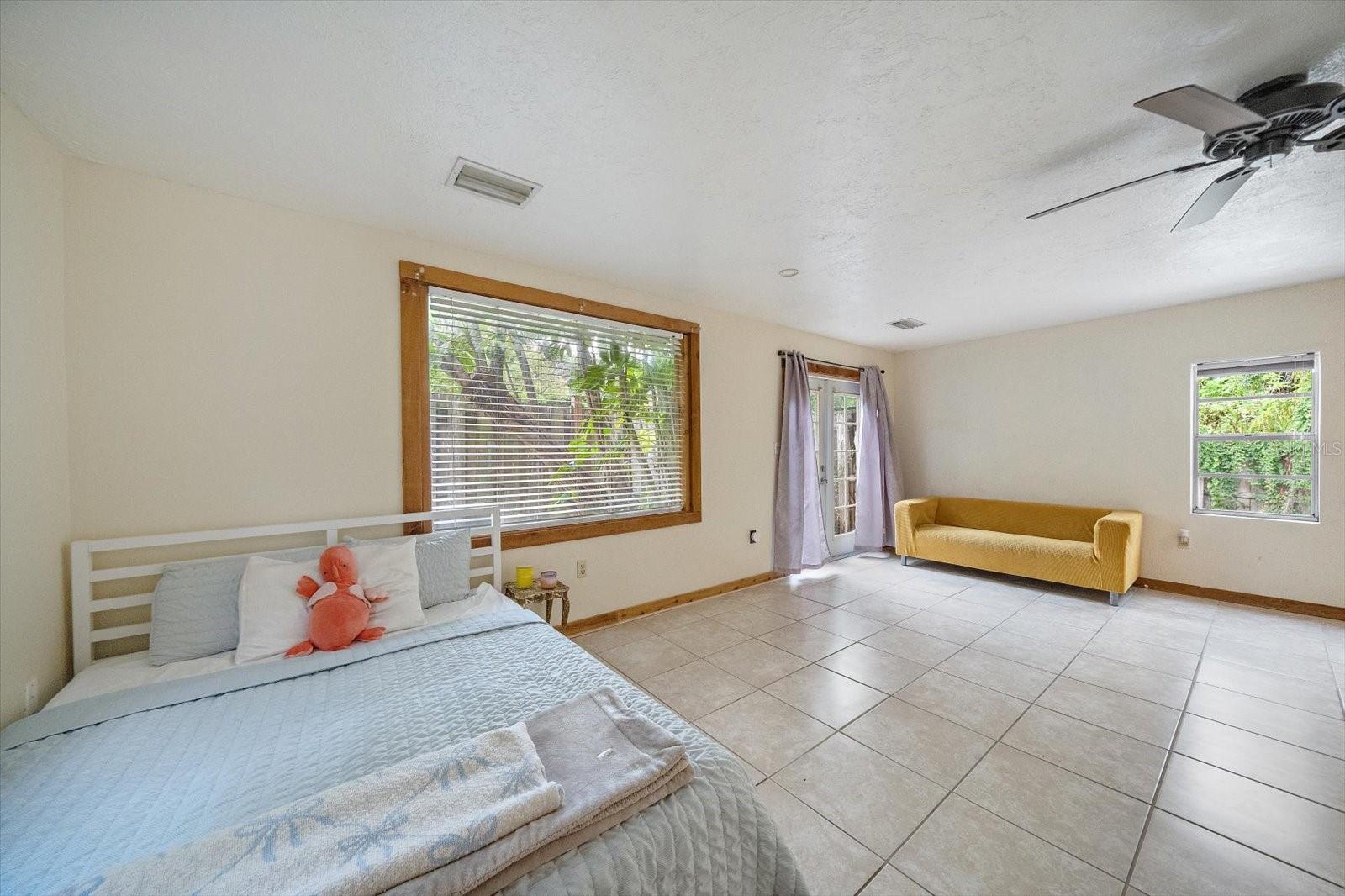 4102 ROYAL PALM AVE — photo 17