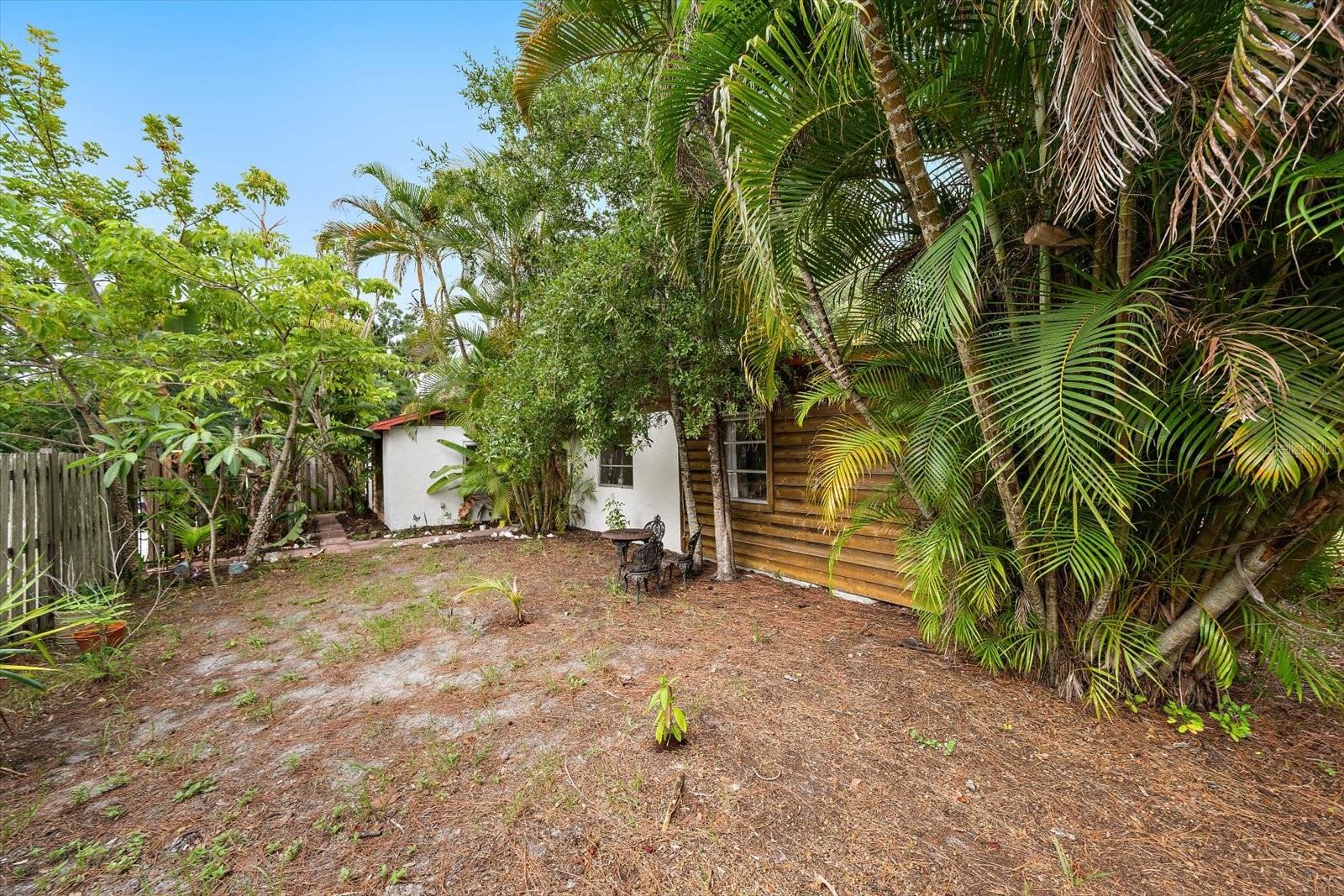 4102 ROYAL PALM AVE — photo 35