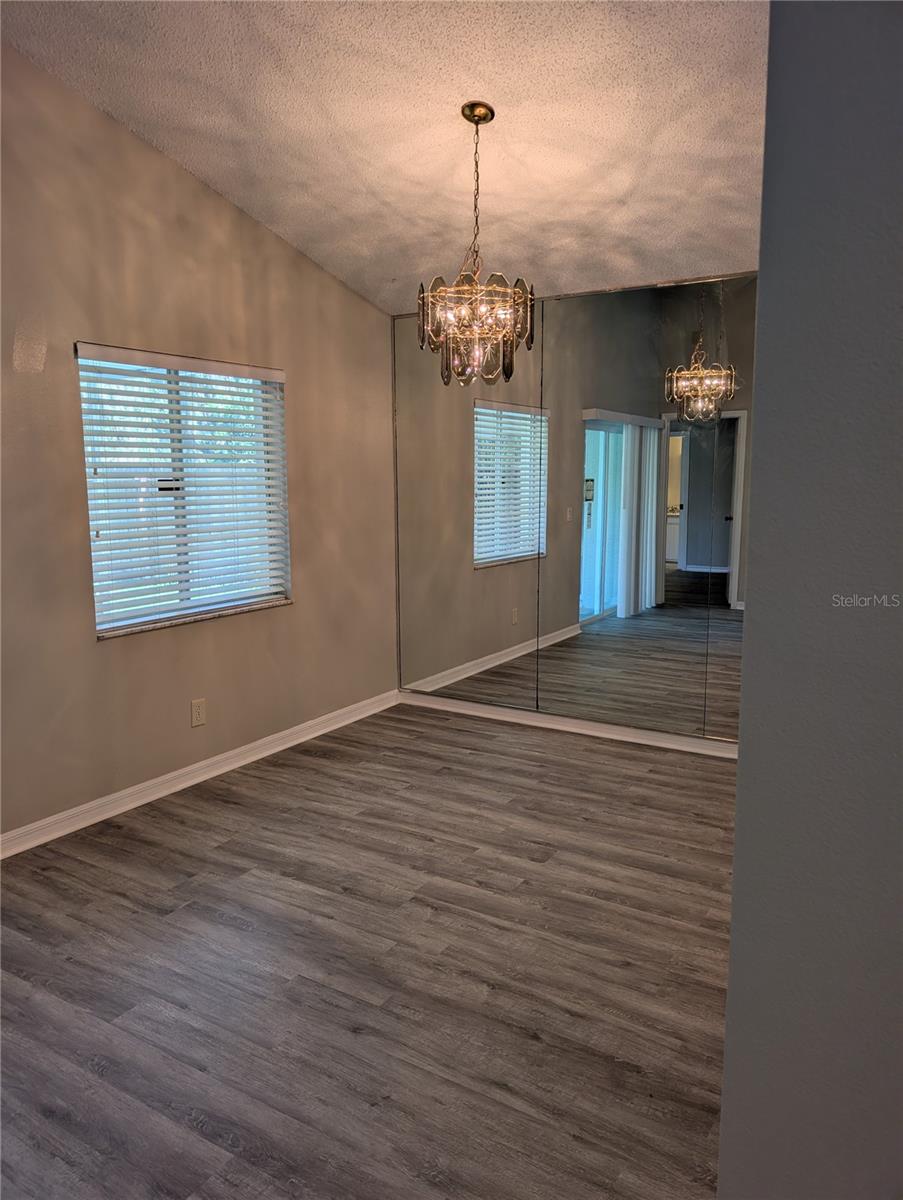 4205 BARRET AVE — photo 15