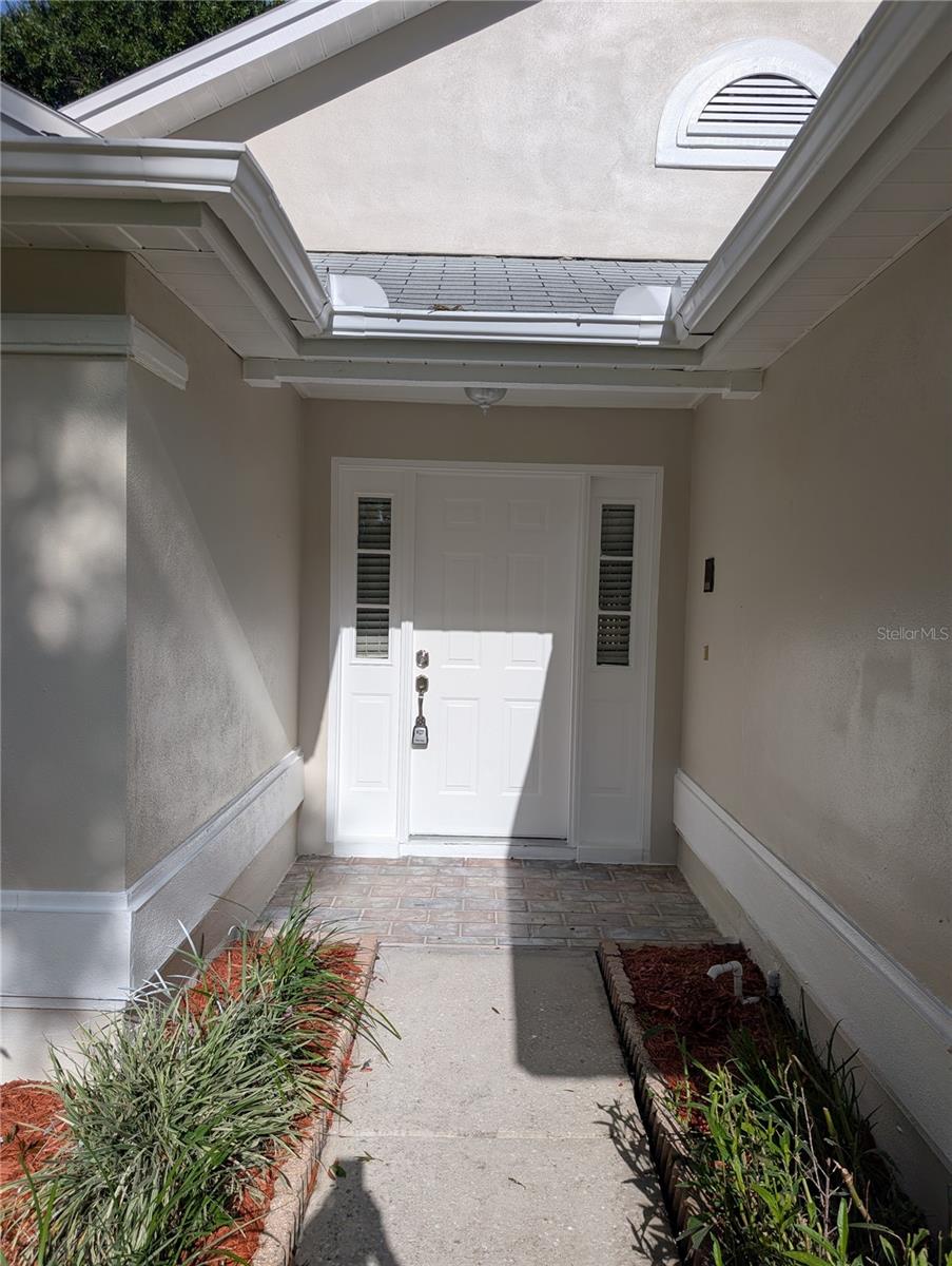 4205 BARRET AVE — photo 2