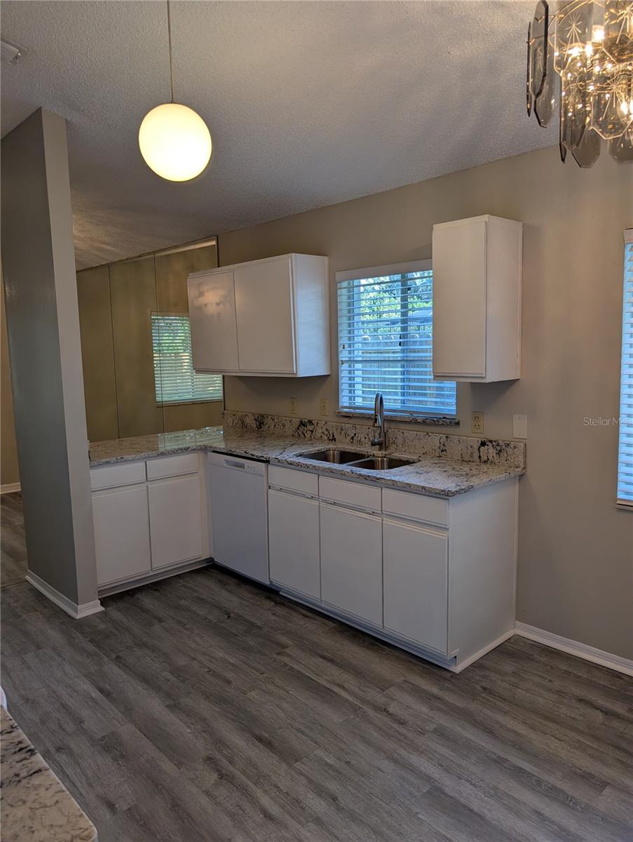 4205 BARRET AVE — photo 11