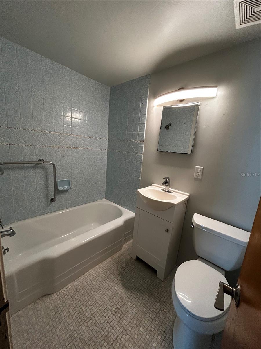 844 5TH AVE S #11 — photo 18