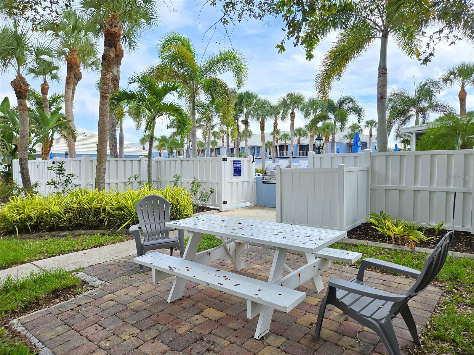 437 CERROMAR LN #424 — photo 64