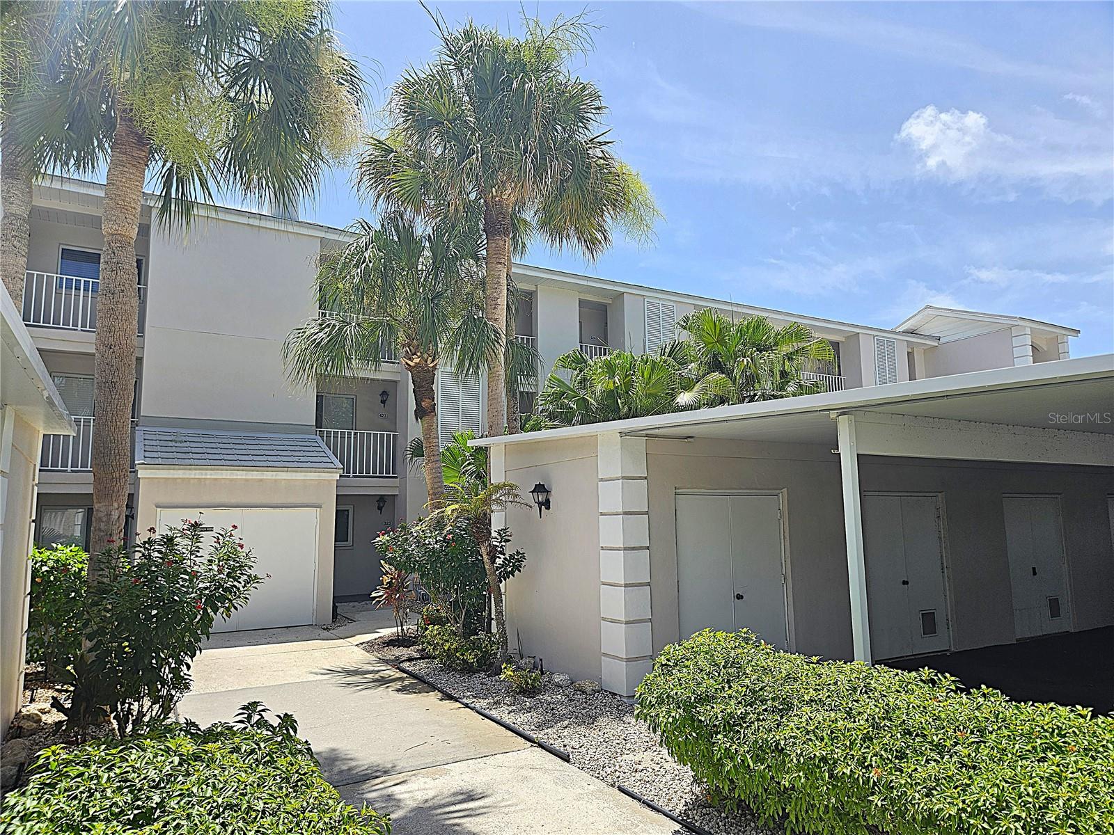 437 CERROMAR LN #424 — photo 4