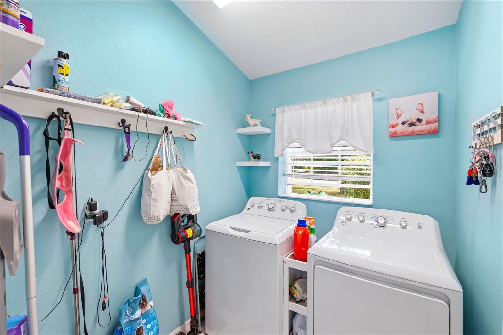 11240 MARQUERITE AVE — photo 35