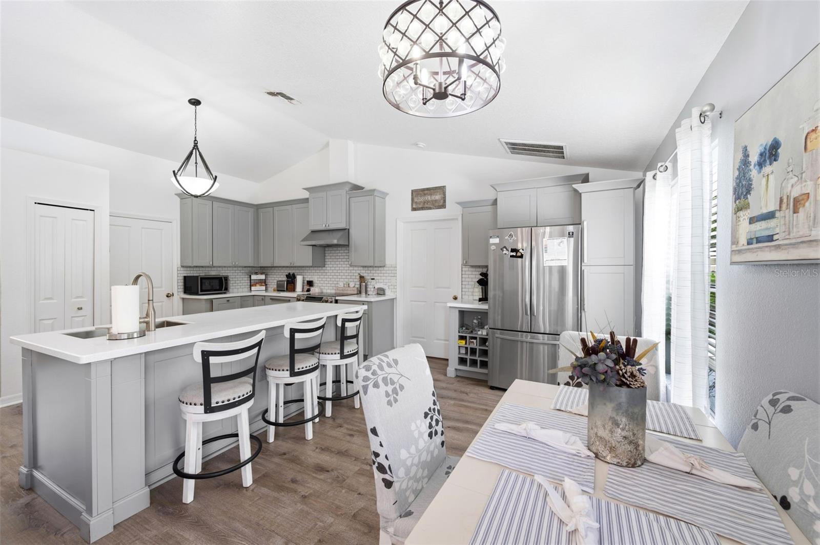11240 MARQUERITE AVE — photo 4