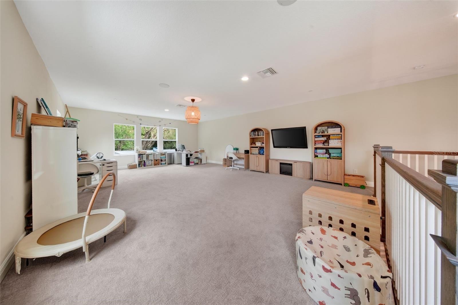 2304 CLEMENT RD — photo 43