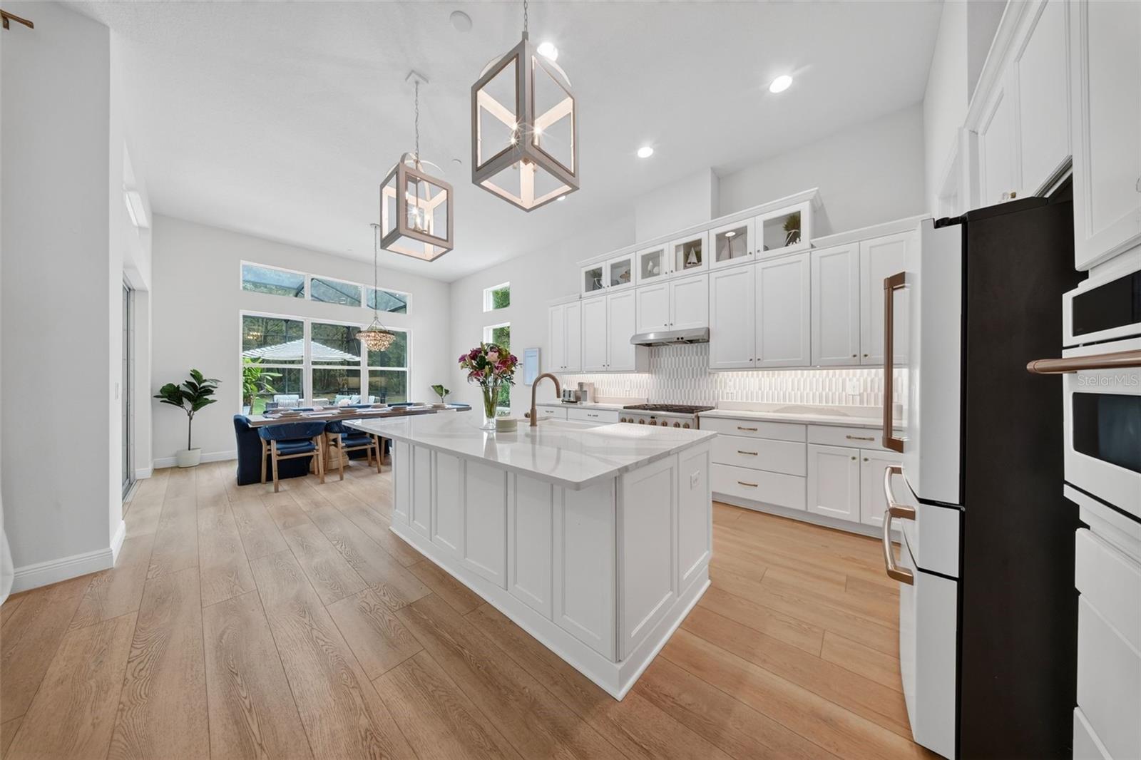 2304 CLEMENT RD — photo 11