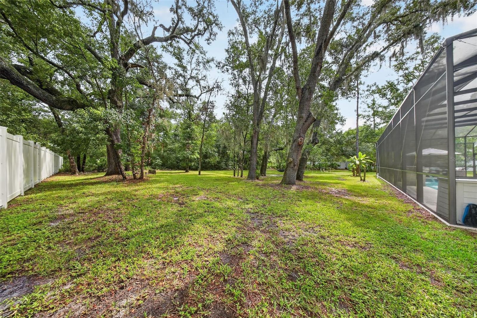 2304 CLEMENT RD — photo 56