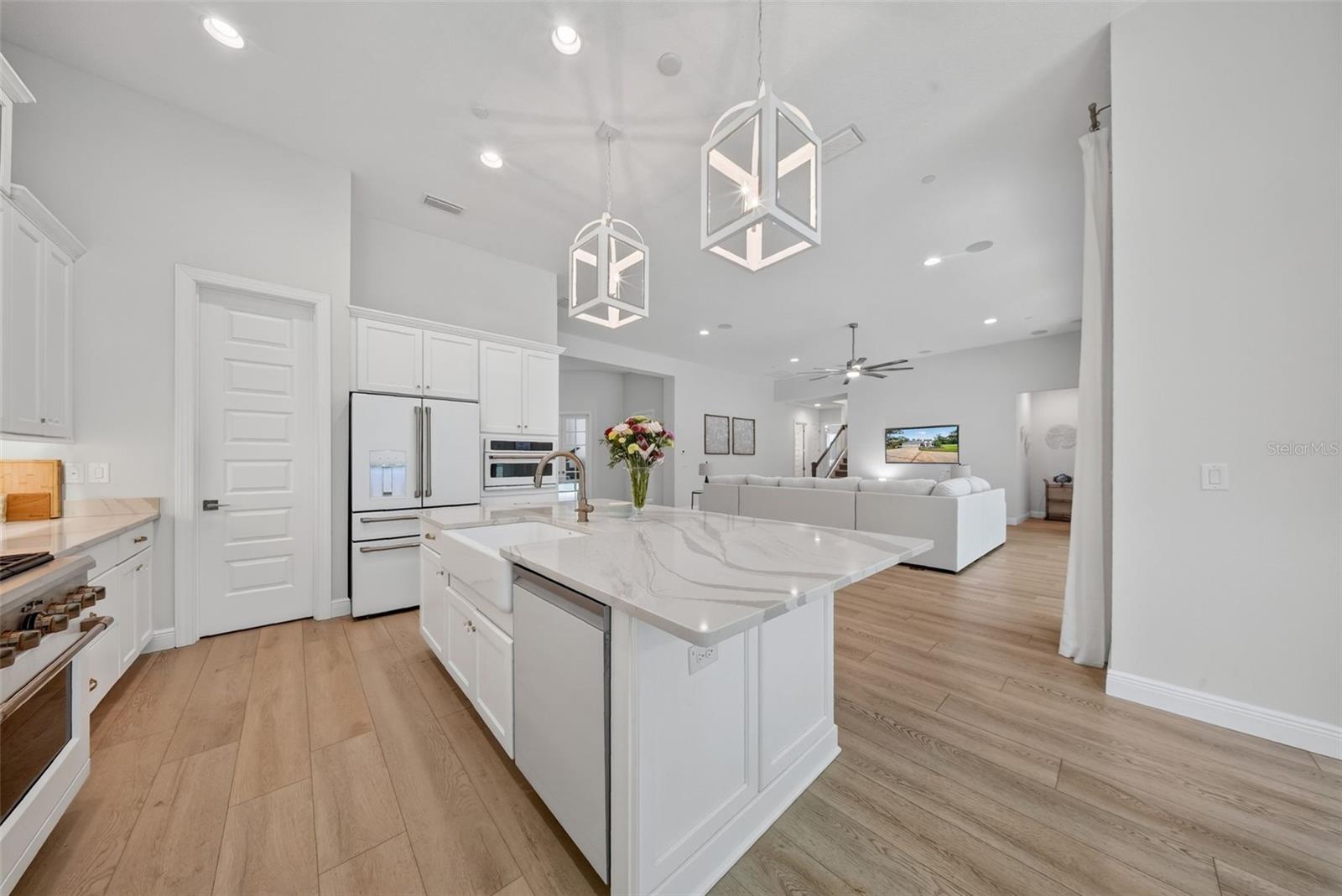 2304 CLEMENT RD — photo 13
