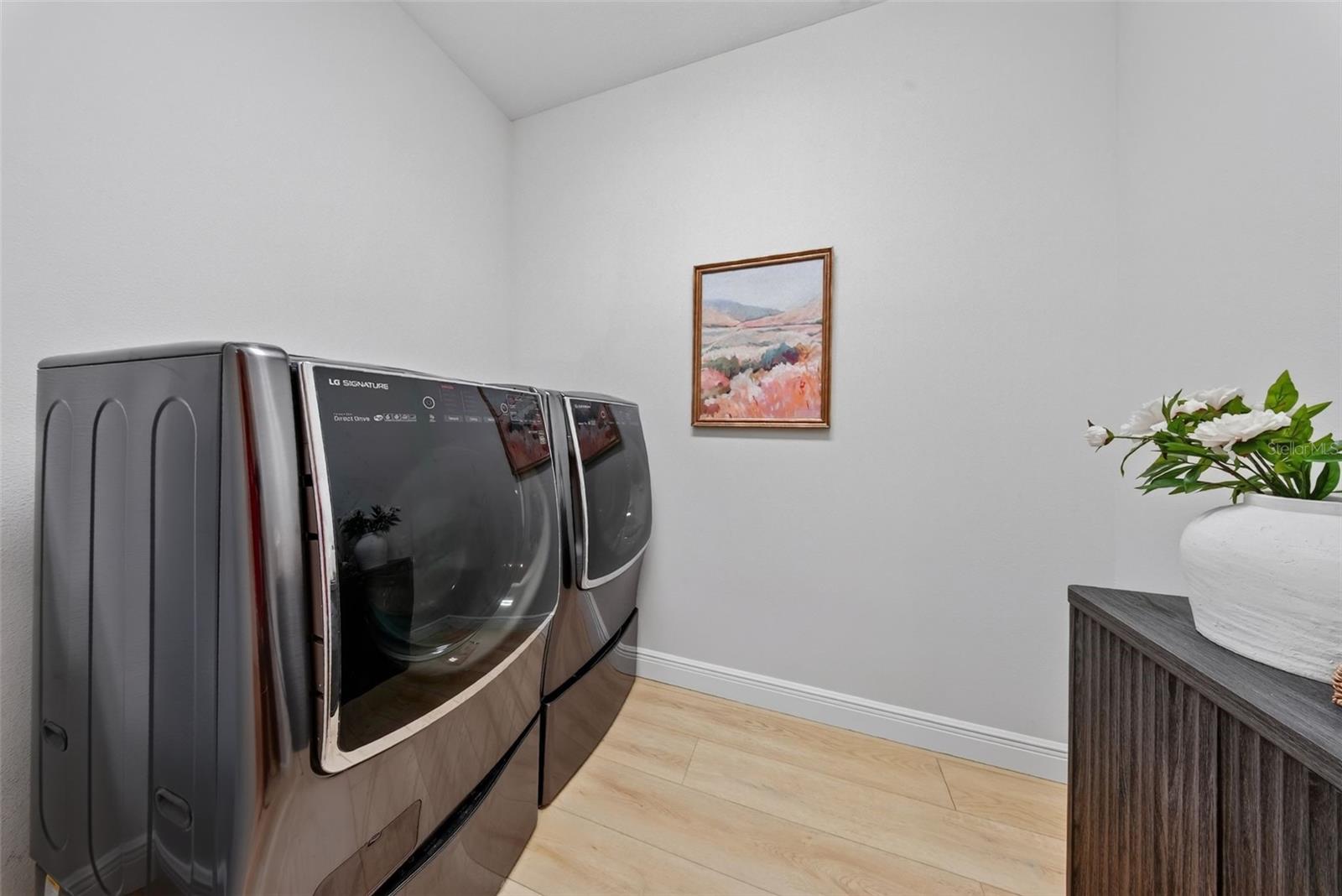 2304 CLEMENT RD — photo 36