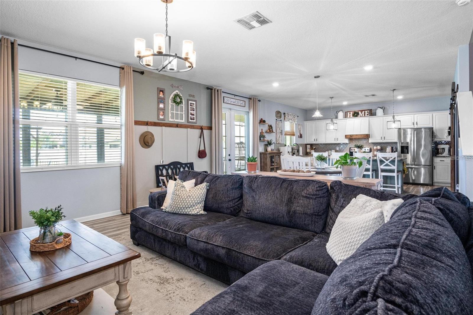 10624 ALDO MORO DR — photo 10