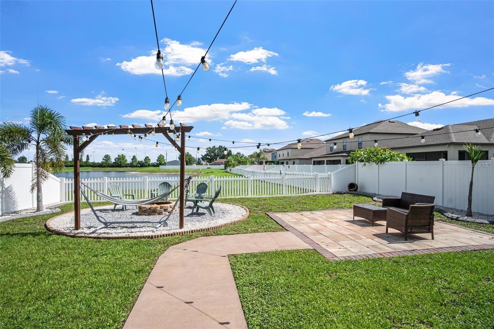 10624 ALDO MORO DR — photo 37