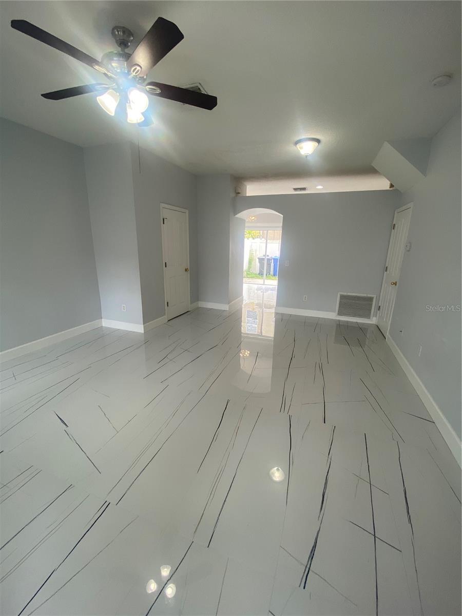 10103 BELLEVILLE PL — photo 3