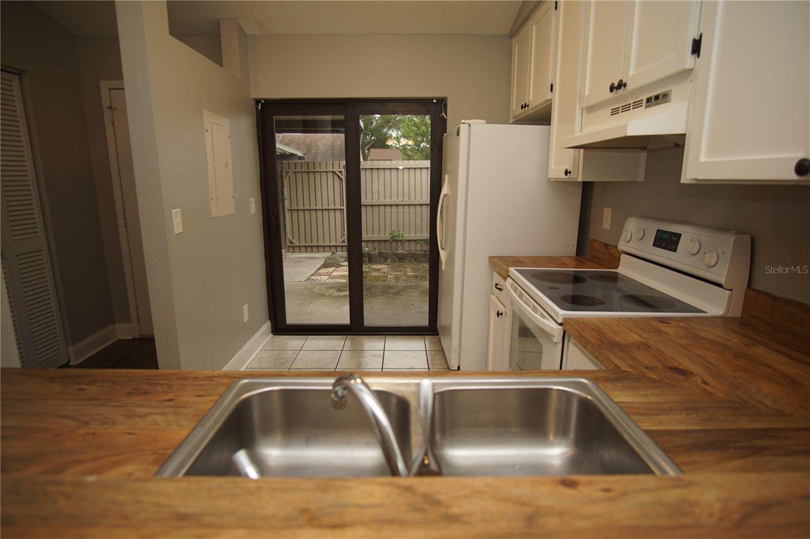 7807 AMBERLEA CT #7807 — photo 7