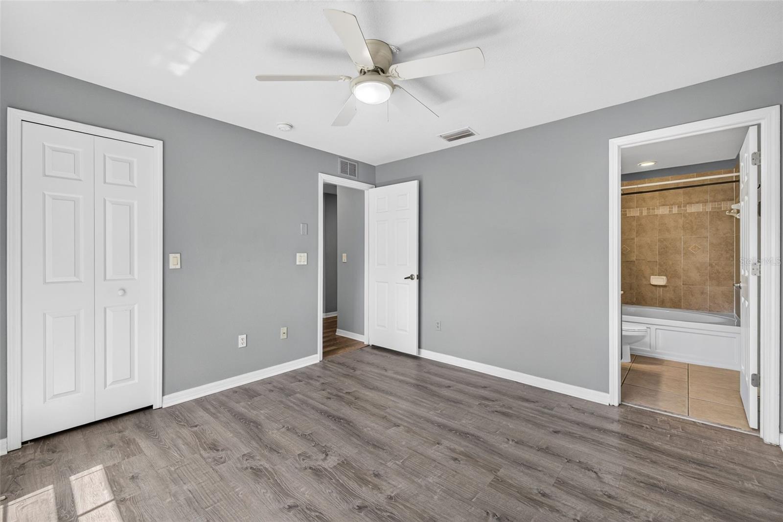 37602 AARALYN RD — photo 37