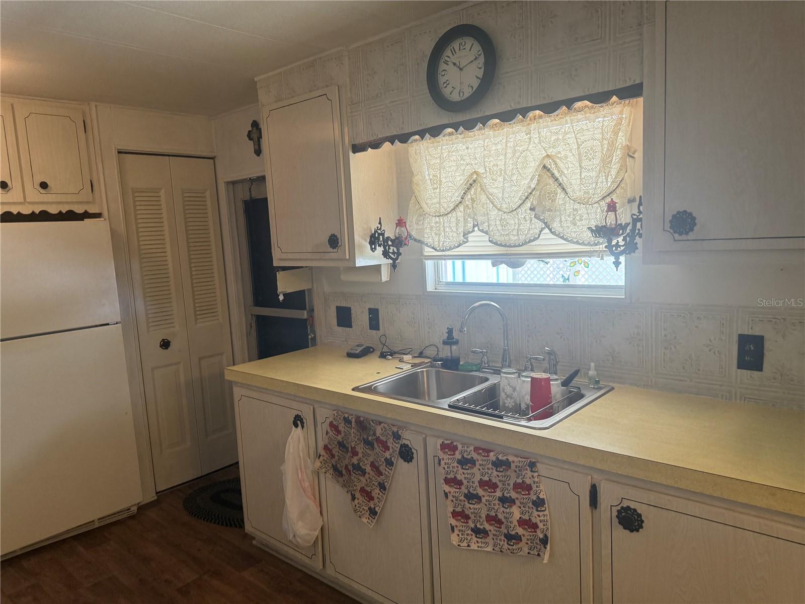 37529 ATTICA AVE — photo 15