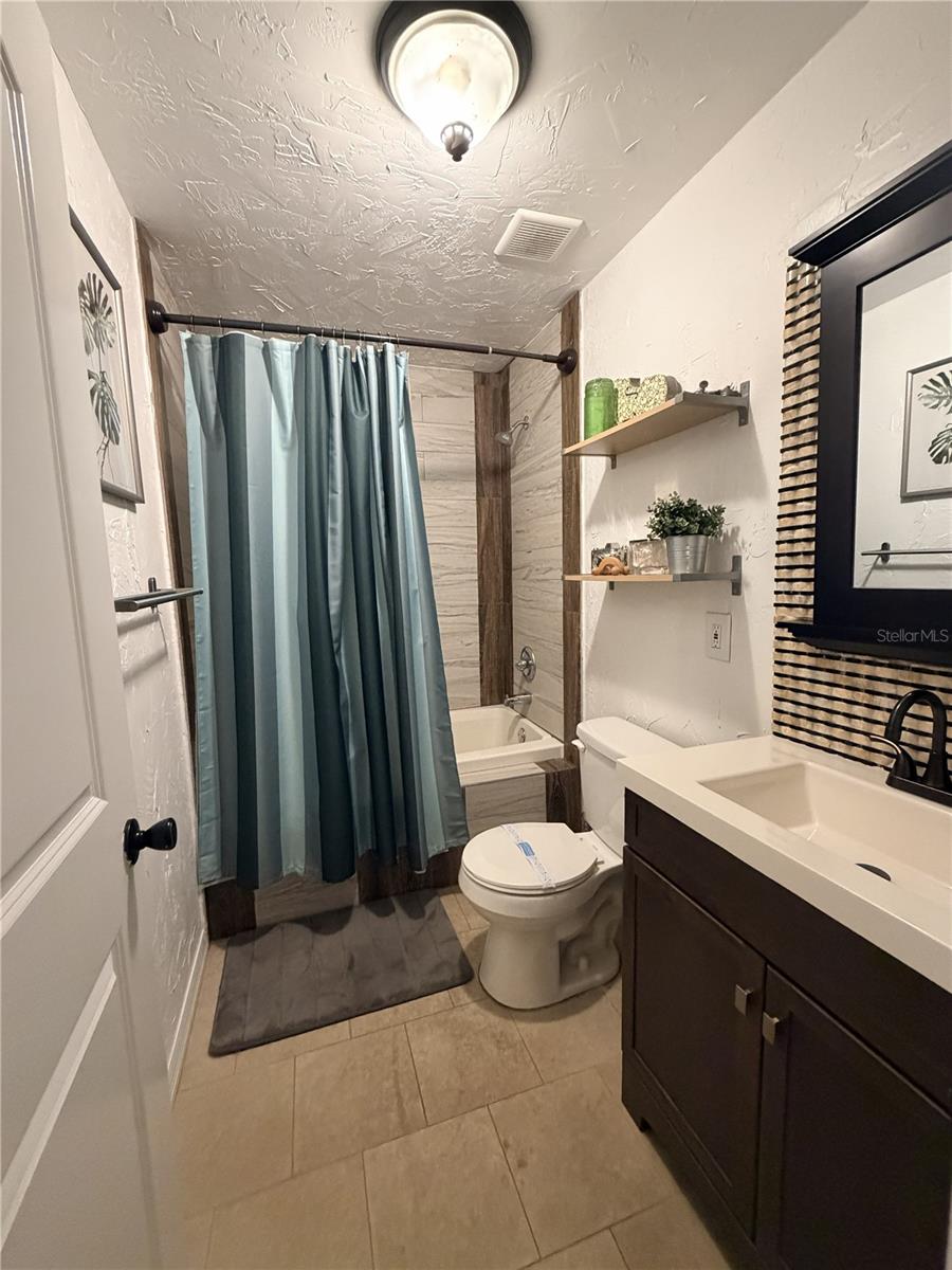 1707 W COMANCHE AVE — photo 7