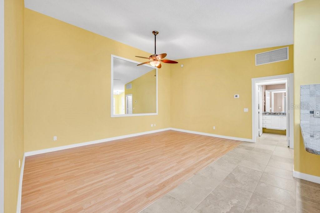 7617 CAMMINARE DR — photo 5