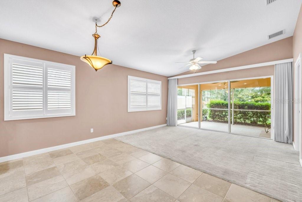 7617 CAMMINARE DR — photo 12