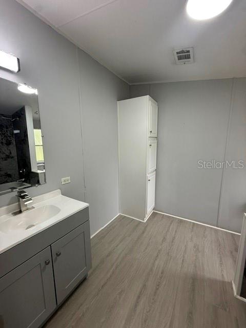 10405 JUNGLE ST — photo 17