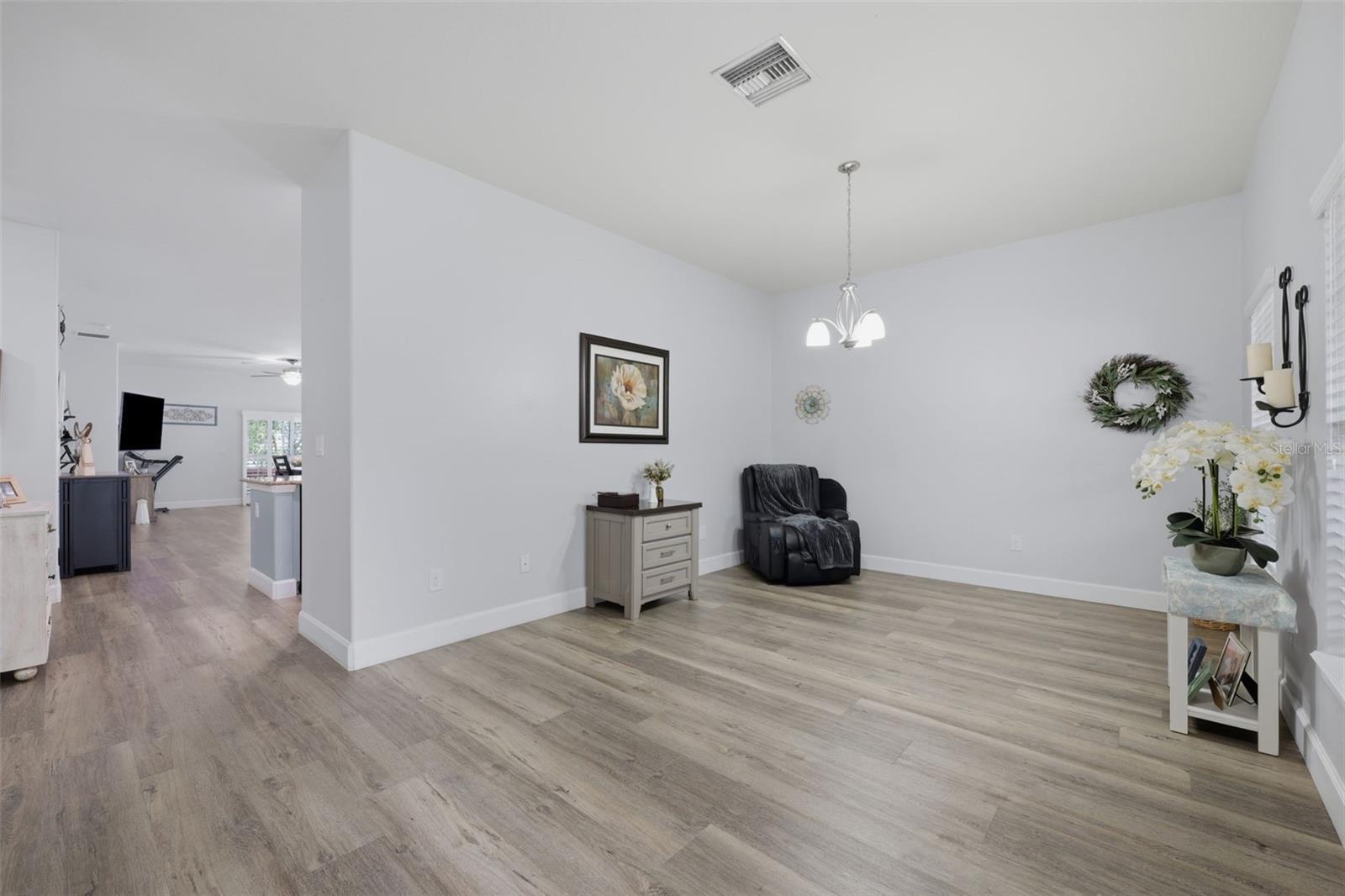 2814 MAPLE BROOK LOOP — photo 3